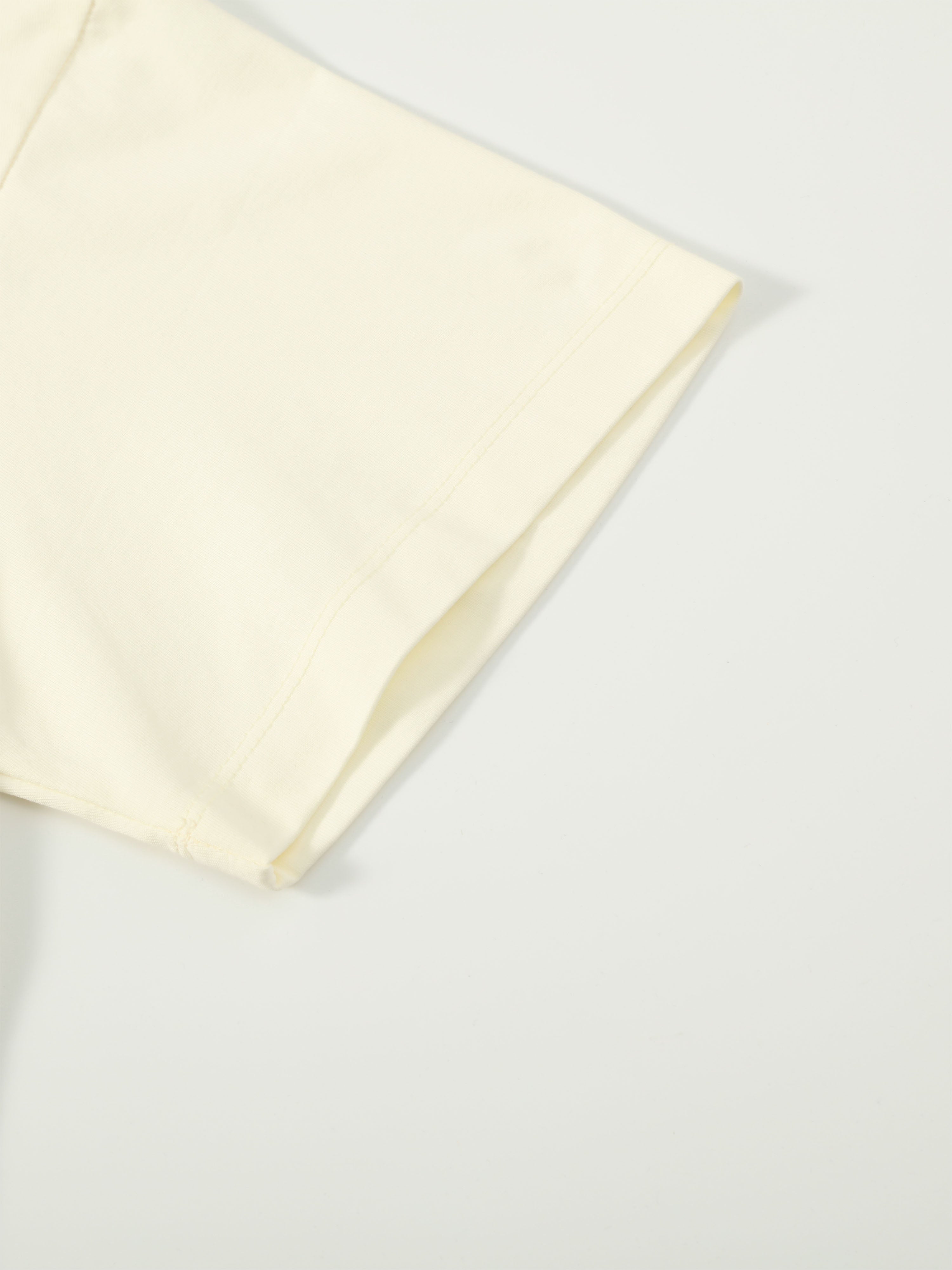 Linear Graphic Crop Tee