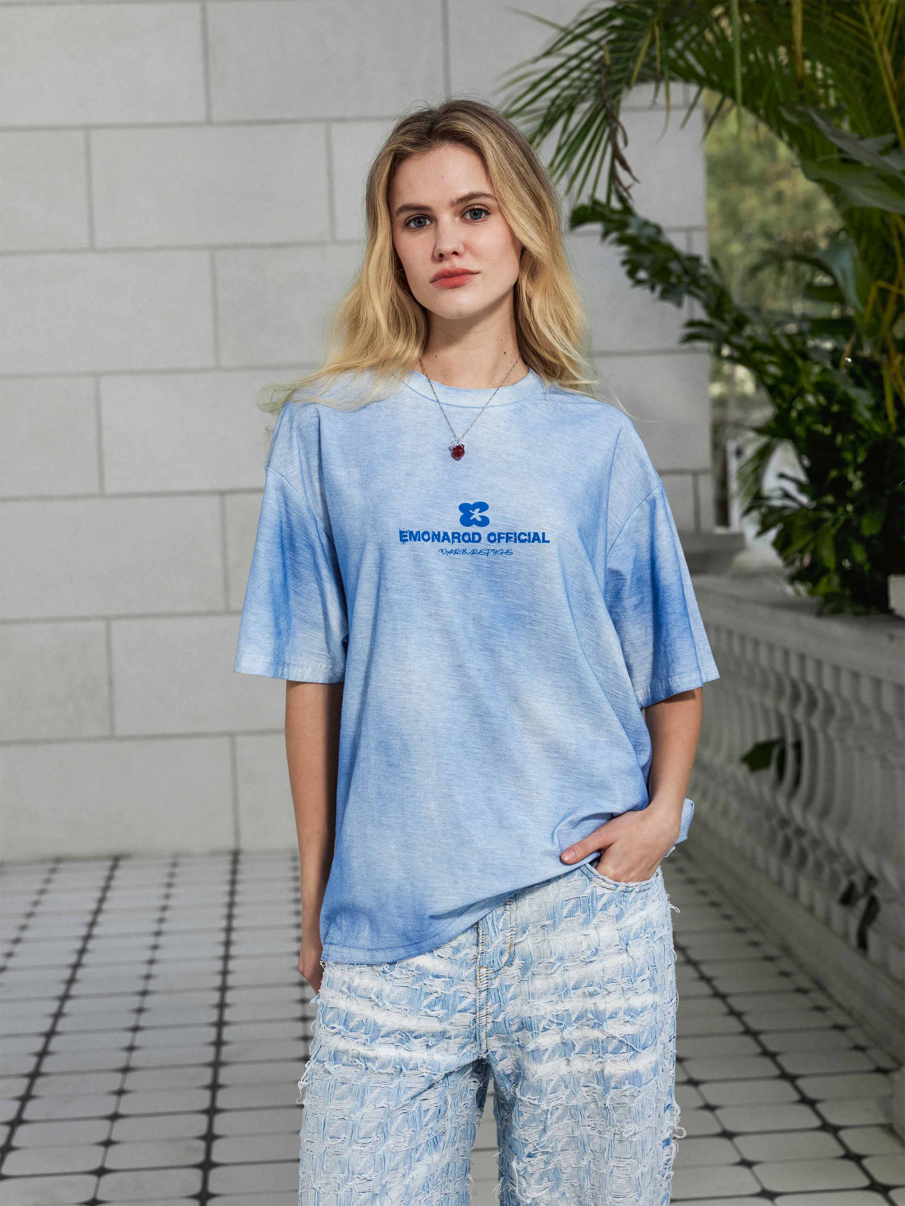 Gradient Washed Tee - Women