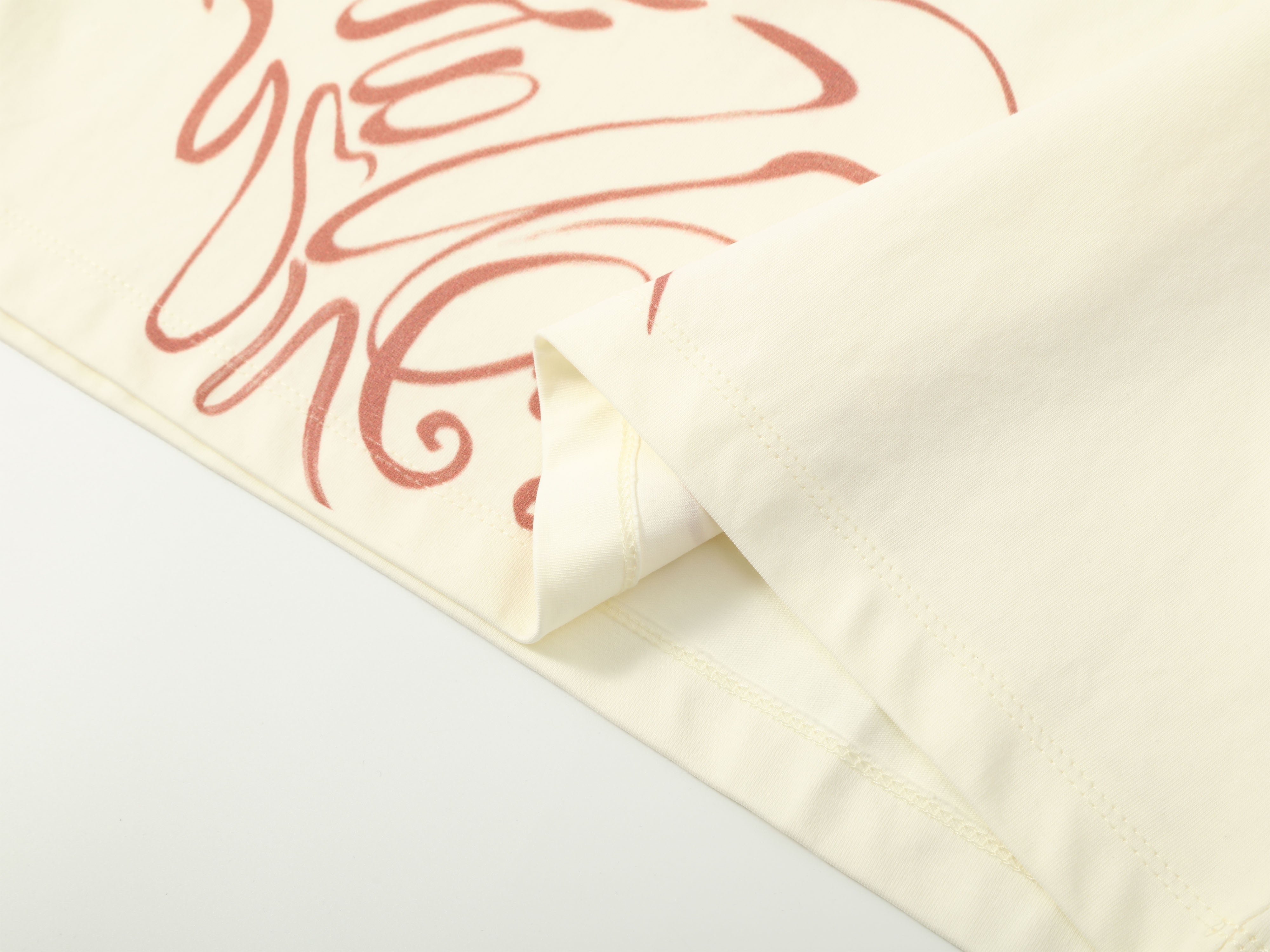 Linear Graphic Crop Tee