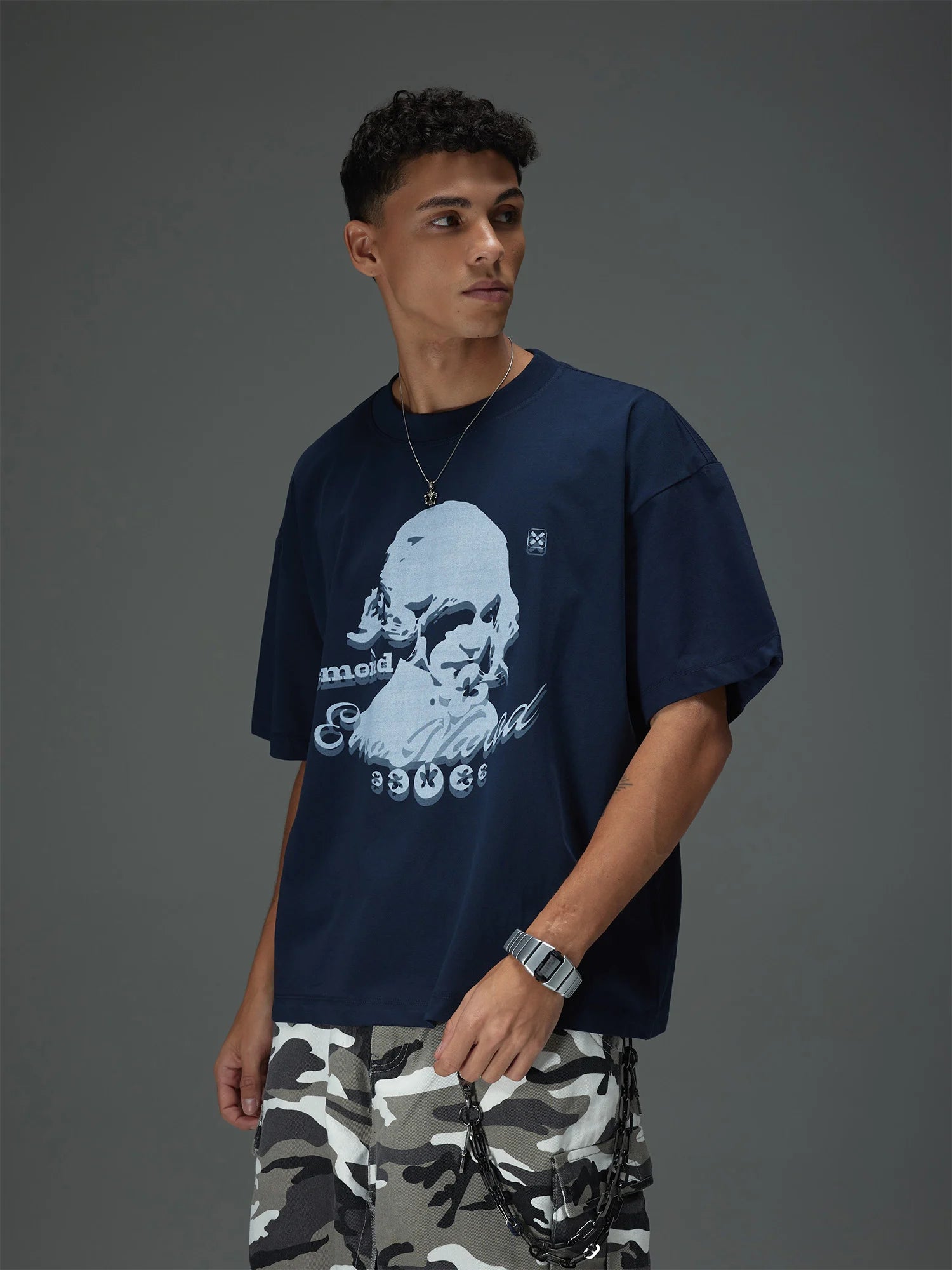 Retro Silhouett Archive Tee