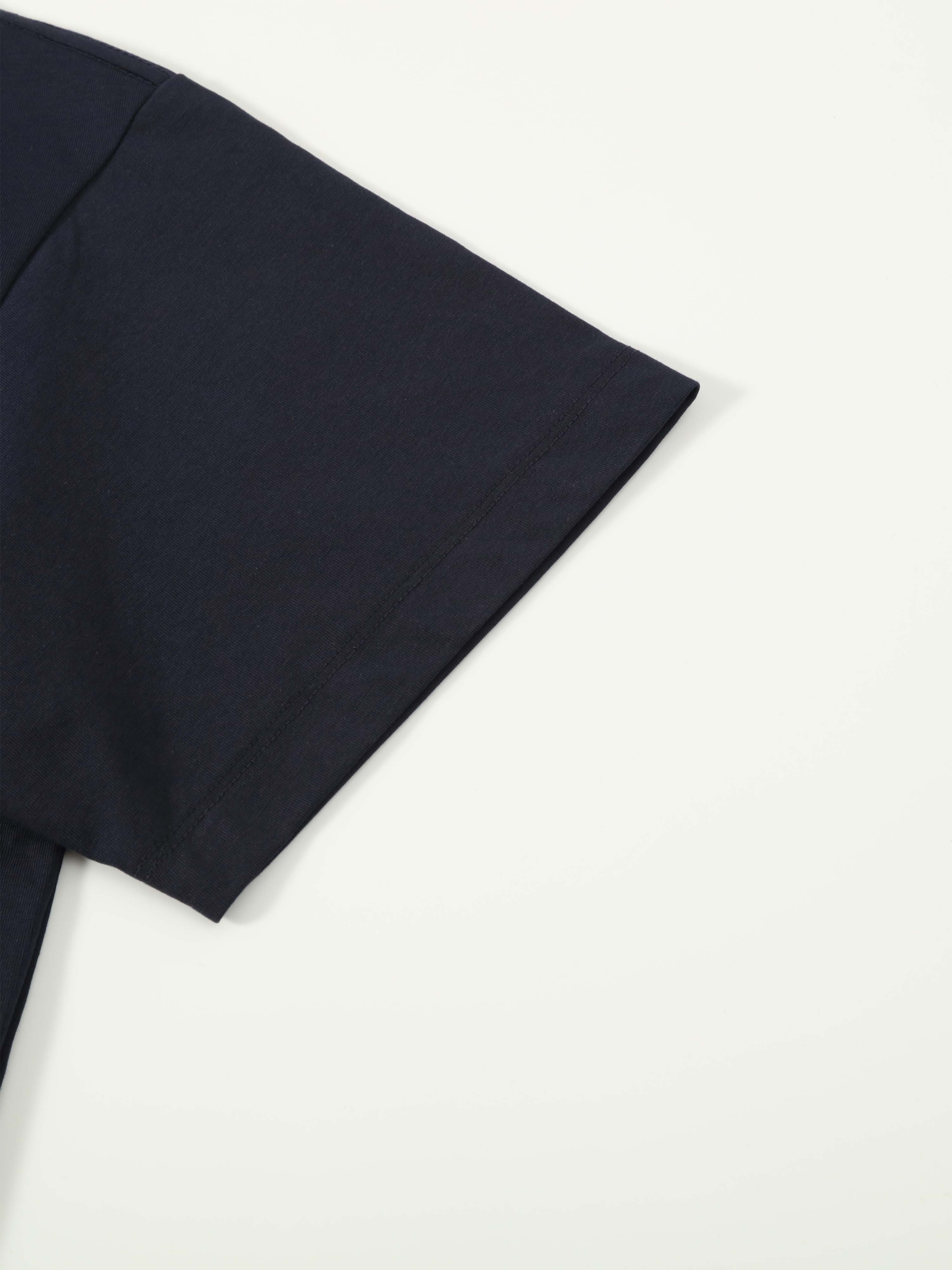 Retro Silhouett Archive Tee
